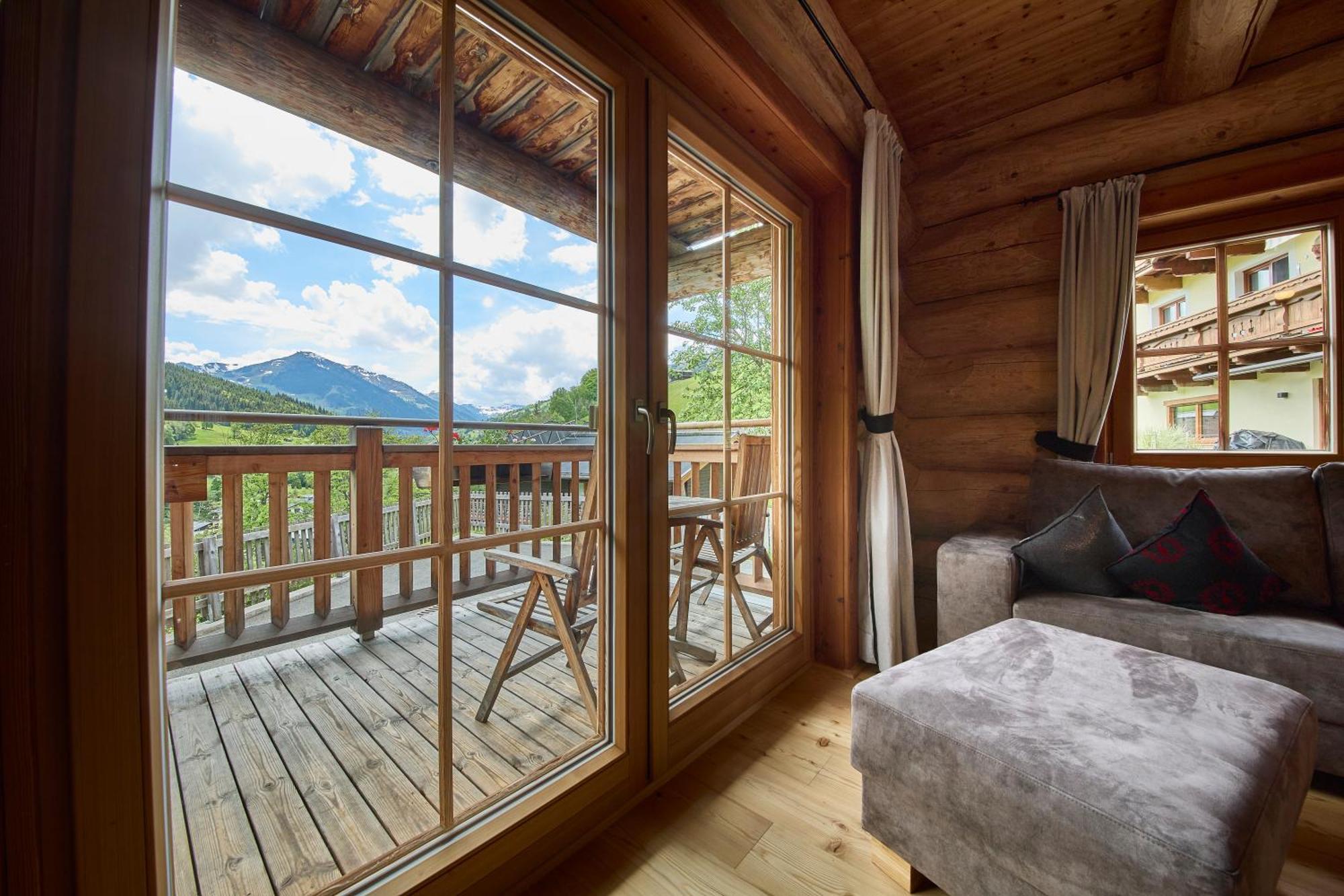 Drei Hittn Saalbach Apartment Exterior photo